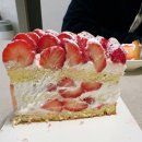 시간을들이다 | 상도 시간을 들이다 베이커리 본점 딸기 왕창 케이크 생크림 리얼 후기 내 돈 내산