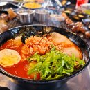 돼지가 미소지을때 이미지