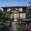 뜨는 돌 이미지