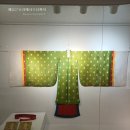 파평도서관 | [전시] ‘금(金)·금(錦)·금(䘳), 금빛으로 지은 옷을 여미다’ 2025.12.18.~2026.6.26.