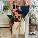 역삼-1515 | 강남 언주역 꽃집 베베플라워 유니크하고 힙한 꽃다발 추천