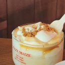 슈페너 | 메이즈메이즈 삼산카페 재방문 바닐라빈슈페너 바치케 후기