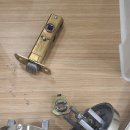 도무스(DOMUS) | [진주 방문수리] 중흥S클래스 욕실문 손잡이 파손 개문 및 도무스(DOMUS) 핸들 교체 리뷰]