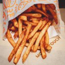 맘스터치 송천점 | 맘스터치 아라비아따치즈버거 언빌리버블버거 내돈내산 후기