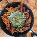 닭발의 꿈 | 신중동치킨맛집 국제통닭 치킨과 닭발의 환상 조합 후기