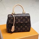 알마코리아 (유) | 루이비통 클루니미니 2년반 사용 솔직후기 가격 비교