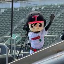 ⚾️⚾️2026 프로야구 개막전 LG트원스 승리댓글 3명 뮤지컬 초대⚾️⚾️ 이미지