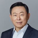 신동빈 롯데그룹 회장, 5년 만에 롯데쇼핑 사내이사 복귀…책임경영 강화