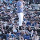 뉴강남스타일 | 싸이 흠뻑쇼 2026 의정부 첫날, 3만 3천 명 들썩…화사 깜짝 등장에 성시경까지 게스트 라인업 역대급