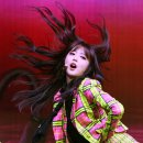 춤추는 머리카락 이미지