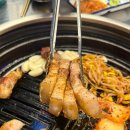 진풍갈비 | [종로3가] 종로 갈매기살 골목 입구에 위치한 왕겨와 참숯으로 굽는 고기집 '진풍' 왕겨숯불갈매기살