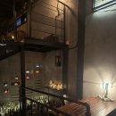 오천리 복숭아 판매조합 화장실 | 이수 신사펍 후기｜조명부터 분위기까지 원탑 사당·이수 감성 술집