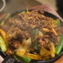 밥이든 주식회사 | 연휴 끝 수원역에서 술 밥 한번에 해결ㅣ1차는 여기｜닭볶음탕과 완전히 다른 은주주식회사 닭매운탕 후기