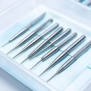 정수의료재단 | 앞니가 너무 민망해서 큰맘 먹고 뚫기 시작했네