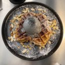🪨수원역 돌컨셉 카페&amp;바☕ ‘스톤’ 후기 (휘낭시에 서비스, 영업시간, 메뉴, 좌석, 주차)
