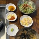 딱돌판이래요 | 석암생소금구이 이수점 모둠 삼겹살 천겹살 돌판짜파게티 솔직후기 (돌주물판과 충주사과김치 조합)