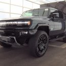 2025 GMC HUMMER EV SUV 2X 3,740mi Graphite Blue Metallic 이미지