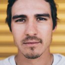 미용하는 남자 이미지