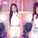 머슬퀸 포즈 보여주는 소시 유리 이미지