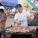 고기굽는 사람들 이미지