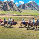 폭염· 폭우· 얇은지갑이 초래한 바캉스 트렌드 2025 이미지