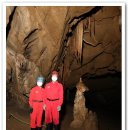쪼그리고 기어서 탐방하는 평창 백룡동굴 이미지