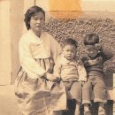 67년전 빛바랜 흙백 가족사진 (2) 이미지