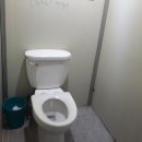 야외화장실 이미지