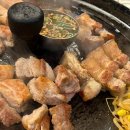 파리바게뜨 가재울뉴타운점 | 가좌역 남가좌동 고기 맛집 '목구멍 가재울뉴타운점' 에서 솥뚜껑 삼겹살