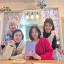 매일매일 달콤했으면 라떼처럼 | 윤미라 에세이 인생을 다시 시작하는 용기