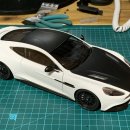 1/18 Autoart Aston Martin Vanquish Custom 팝니다. 이미지