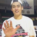 제이비무역 | 움푹 꺼진 베개의 냄새를 맡는다