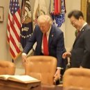 [영상] 트럼프, 李대통령 위한 &#39;특급 의전&#39;···유럽 정상 &#39;굴욕 사진&#39;과 대비﻿ 이미지