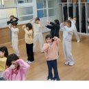 키키 댄스 이미지