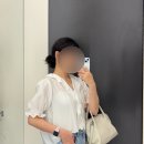 룩캐스트 | 룩캐스트 모이크 시어 러플 반팔 블라우스 화이트 구매후기