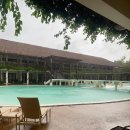 블루비치 앞 공중화장실 | 안여사님 환갑 기념 보홀 가족여행:블루워터 팡라오 비치 리조트 프리미어 디럭스룸 내돈내산