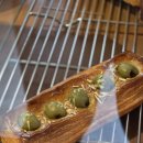 올리브그라운드 | 빵지순례 | 짝꿍의 최애 빵, 익산 '그라운드' 올리브스틱 오픈런 성공 후기! (바작바작 미친 식감 🤤)