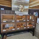 메이에르 | 서산 베이커리 카페 메이에르 화이트롤 소금빵 후기