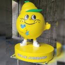 캐릭터 조형물 이미지