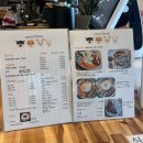 퍼피라운지 | 군포 애견카페 추천｜잔디운동장+실내존 다 있는 퍼피포레스트