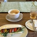 완두콩스테이 | [서울 연희] 스테이로우, 연희동 신상카페, 아늑한 공간, 분위기 좋은 바 테이블 카페, 친절한 사장님...