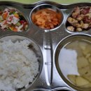 기장밥,감자양파국,베이컨두부볶음,맛살오이냉채,배추김치 이미지