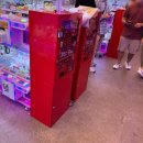 홍대입구역 2번 출구 삼성스토어 앞 | [홍대 가볼만한곳]지갑 탈탈💸 홍대 핫플 미니돌 가챠+인형뽑기 덕후라면 무조건 가야 함!