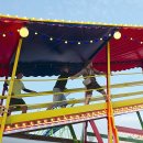 배꼽 잡게 한 맥주축제의 90년 된 토보간(Toboggan) 미끄럼틀 이미지