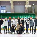 의창스포츠센터 빙상장 이미지