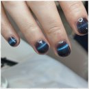 손끝에서 피어나는 네일아트 이미지