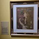 신화종합장식 | 여의도 더현대 전시 &#39;알폰스 무하 : 빛과 꿈&#39; 예매 가격 할인 주차 정보 실내 데이트 추천