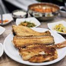수정시장 | 부산 자갈치시장 맛집 수정횟집 생선구이와 물회 후기