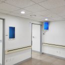 하이PC | 하이드림엘씨디 병원 내 안내 현황판 안내 문진표...로비 세로형 안내용모니터 터치형 일체형PC 설치사례