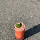 커피맛을 조금아는남자 이미지